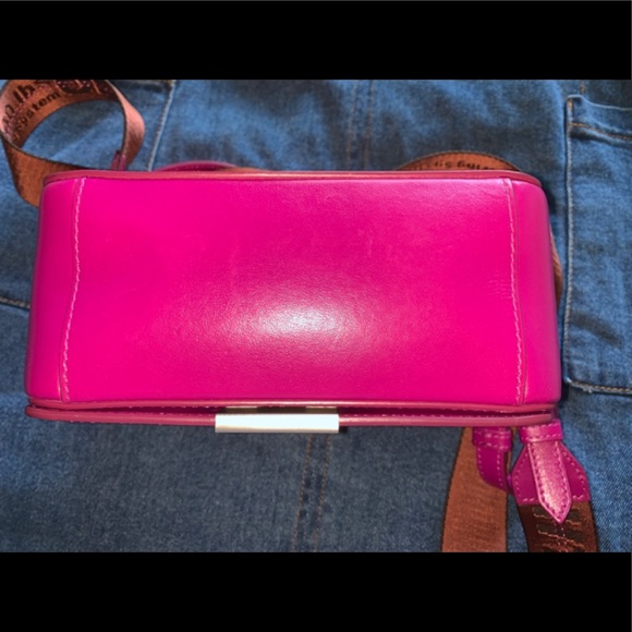 Off White Fushia Shoulder Bag w/ Shoulder Strap - Picture 7 of 12